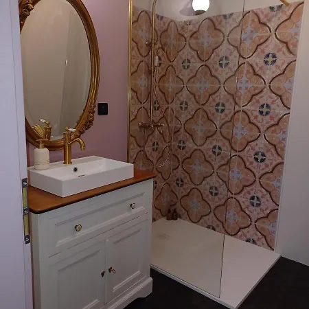 Chateau De La Reynerie 3*